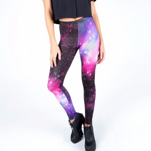 BLACKMILK Purple Galaxy NASA Nebula
Leggings, Size XS - Picture 1 of 7